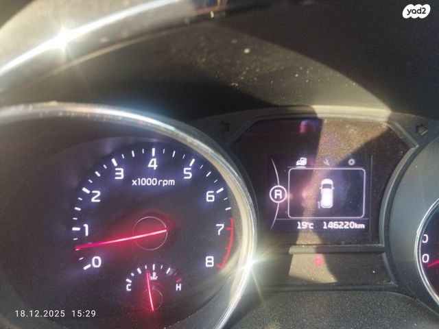 מודעת רכב קיה קרניבל