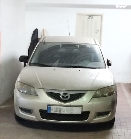 מודעת רכב מאזדה 3