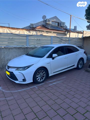 טויוטה קורולה