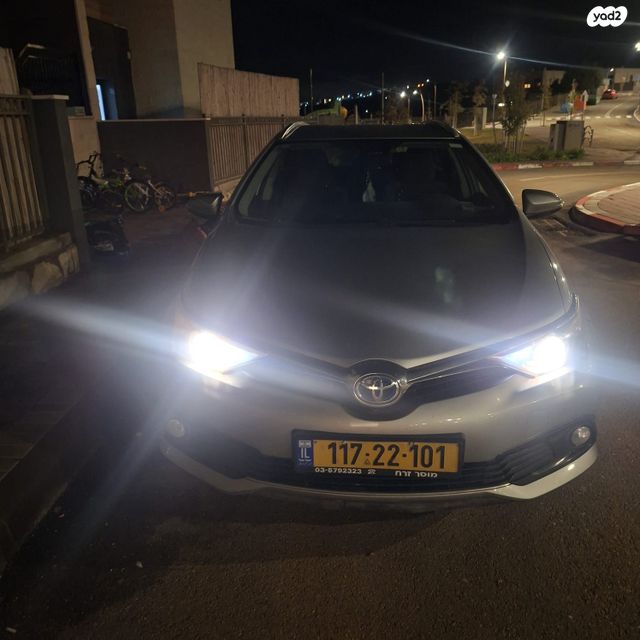 טויוטה אוריס