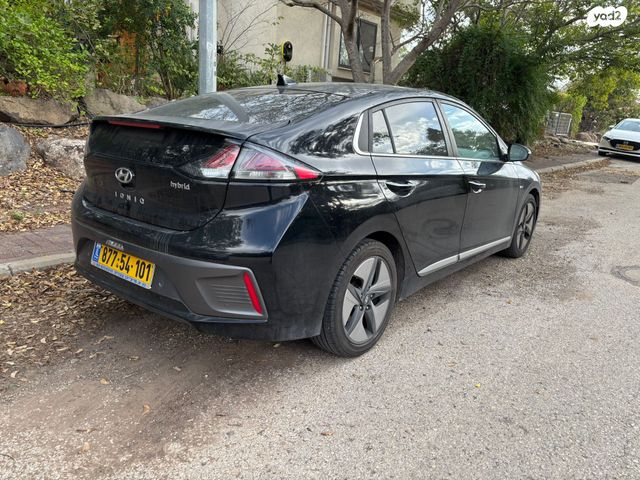 יונדאי איוניק