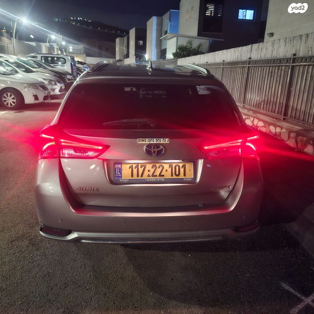 טויוטה אוריס