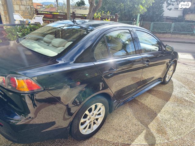 מיצובישי לנסר