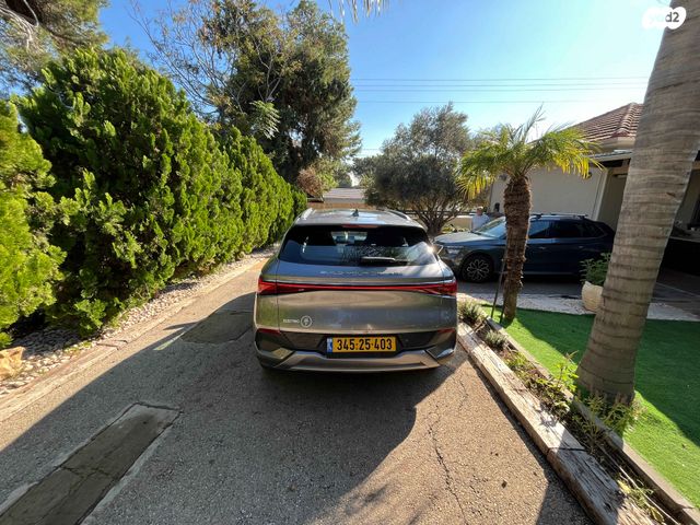 בי.ווי.די אטו 3