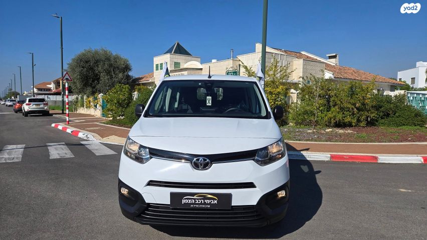 טויוטה פרואייס סיטי