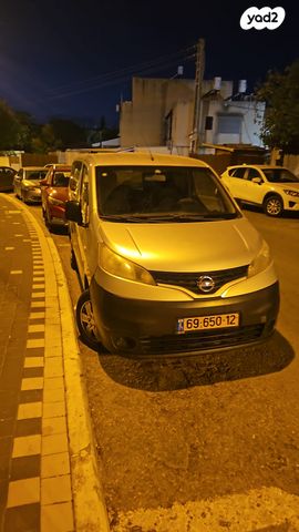 מודעת רכב ניסאן NV200