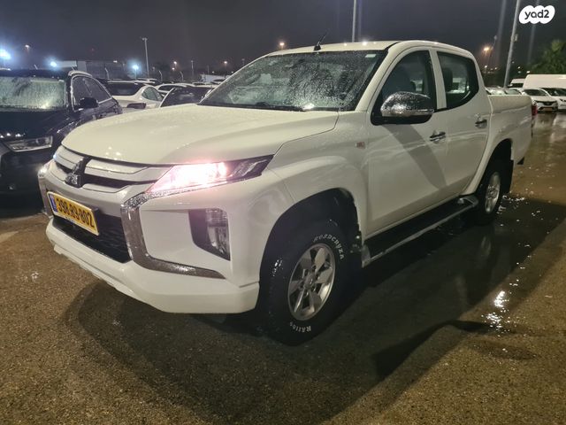 מיצובישי טרייטון / L200