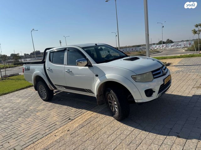 מודעת רכב מיצובישי טרייטון / L200