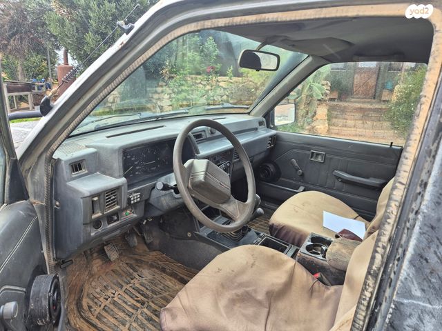 מיצובישי טרייטון / L200