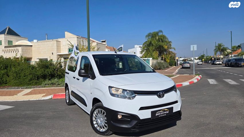 מודעת רכב טויוטה פרואייס סיטי