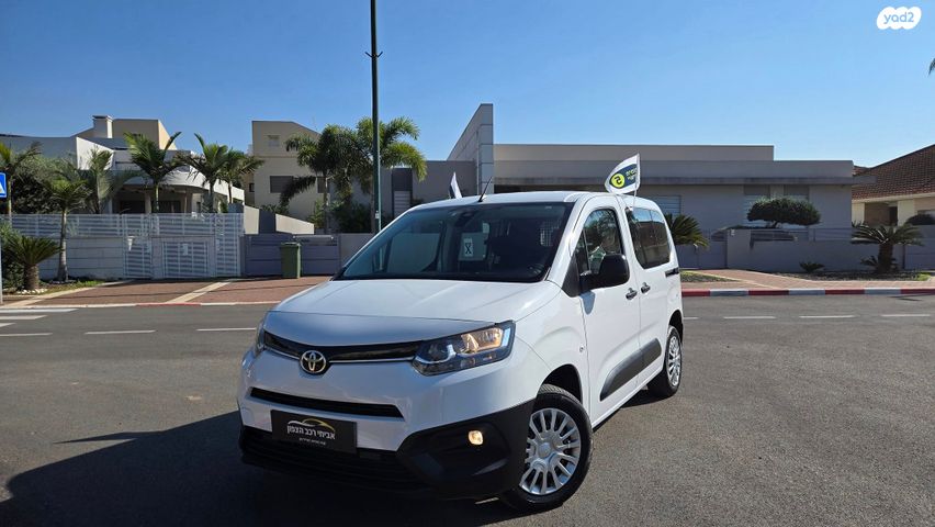 טויוטה פרואייס סיטי