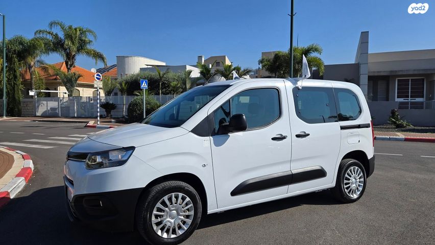 טויוטה פרואייס סיטי