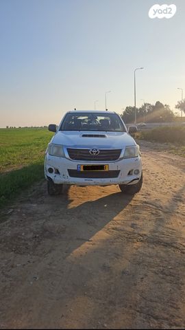 מודעת רכב טויוטה היילקס