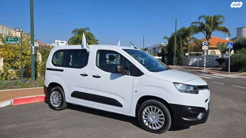 טויוטה פרואייס סיטי