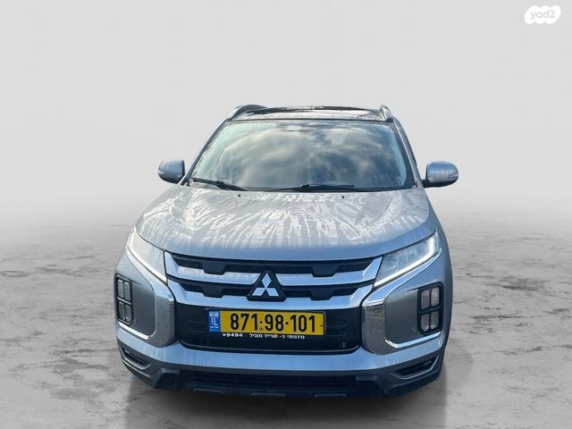 מודעת רכב מיצובישי ASX