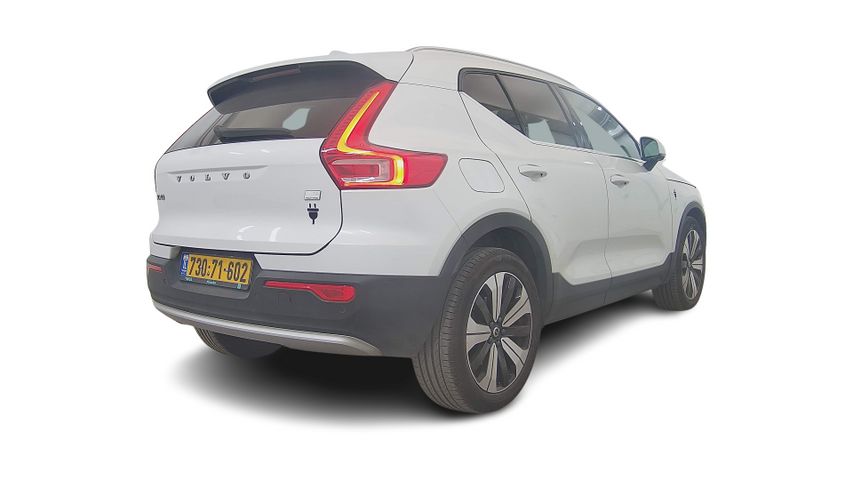 וולוו XC40