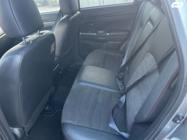 מיצובישי ASX