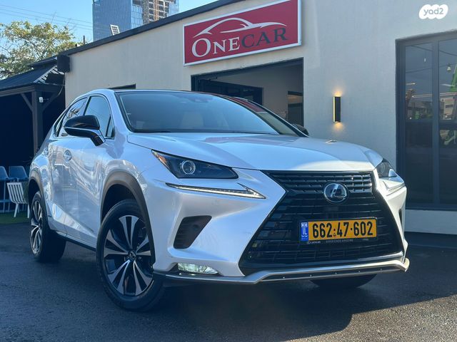 מודעת רכב לקסוס NX