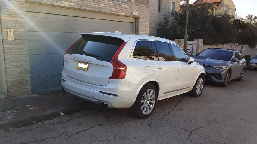 מודעת רכב וולוו XC90