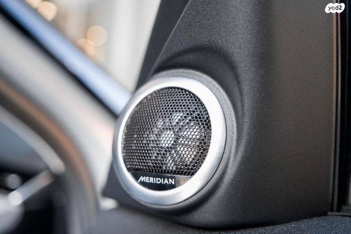 לנד רובר ריינג' רובר איווק