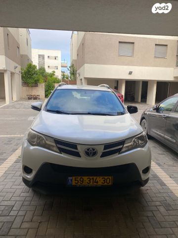 מודעת רכב טויוטה RAV4