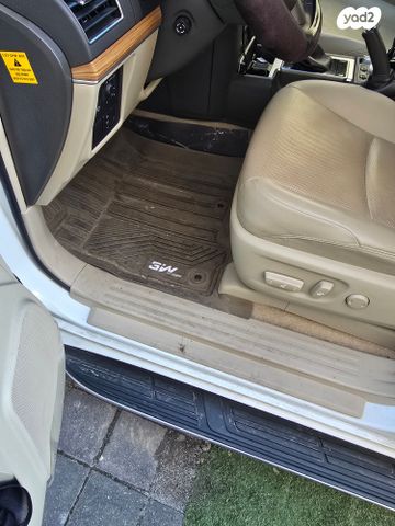 טויוטה לנד קרוזר