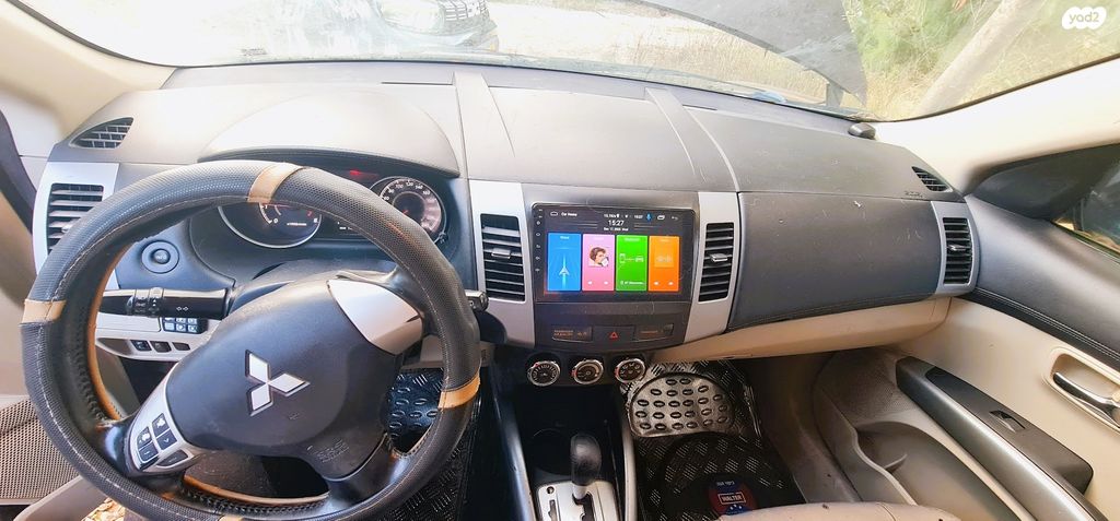 מיצובישי אאוטלנדר