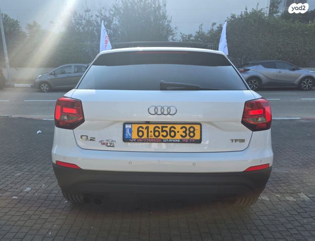 אאודי Q2