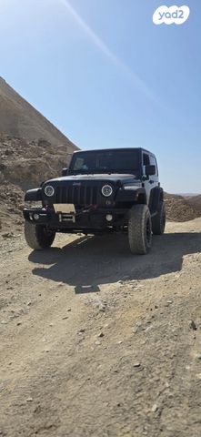 מודעת רכב ג'יפ רנגלר