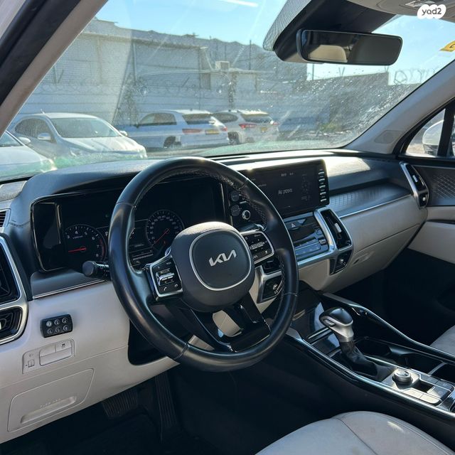 מודעת רכב קיה סורנטו 1