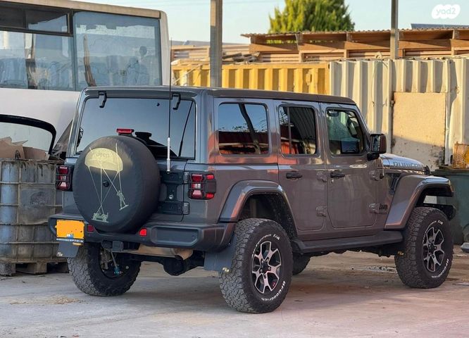 מודעת רכב ג'יפ רנגלר