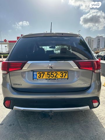 מיצובישי אאוטלנדר