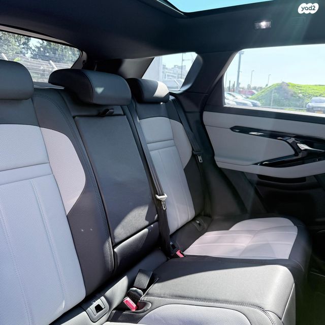 לנד רובר ריינג' רובר איווק