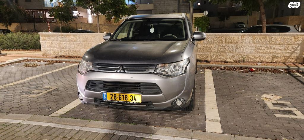 מיצובישי אאוטלנדר