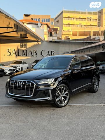 אאודי Q7
