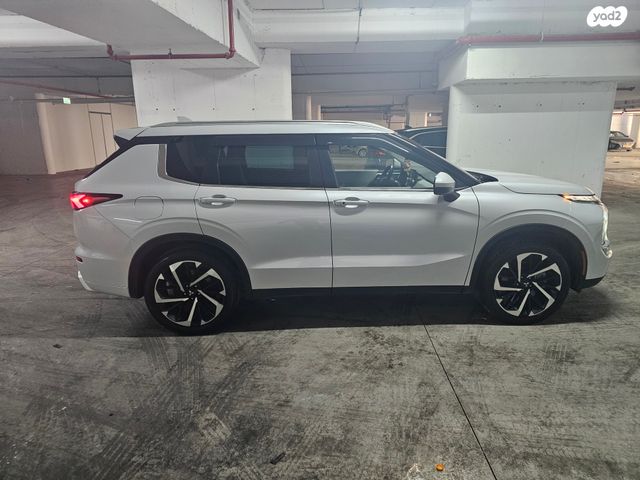 מודעת רכב מיצובישי אאוטלנדר 2