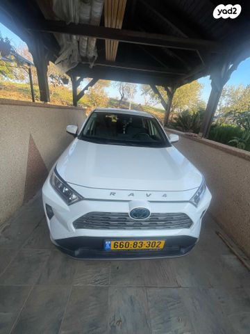 מודעת רכב טויוטה RAV4