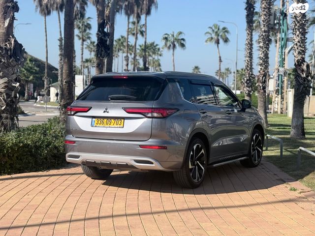 מיצובישי אאוטלנדר