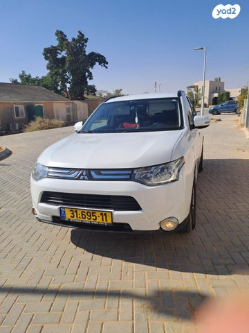 מיצובישי אאוטלנדר