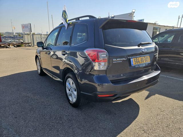 סובארו פורסטר