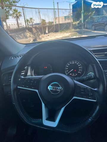 ניסאן אקס טרייל