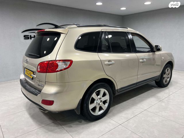 יונדאי סנטה פה