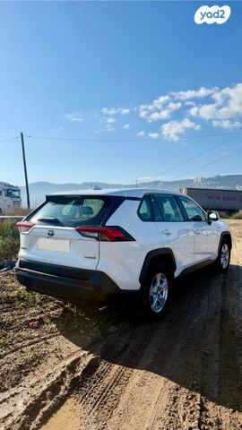 טויוטה RAV4