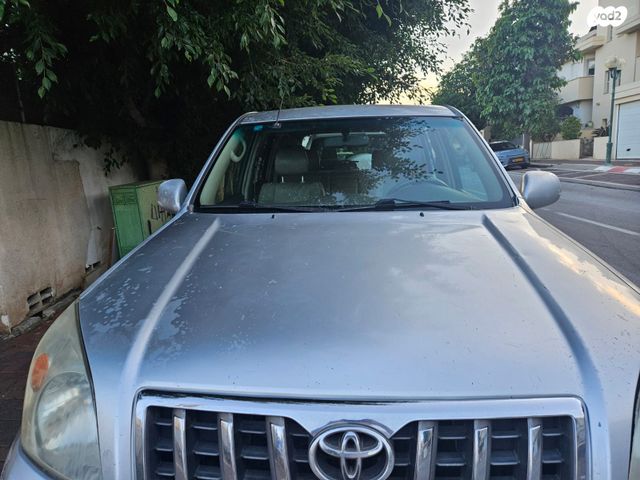 מודעת רכב טויוטה לנד קרוזר