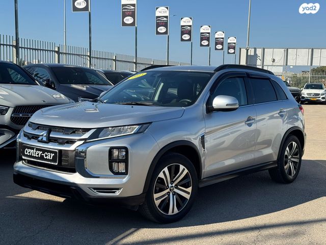 מודעת רכב מיצובישי ASX