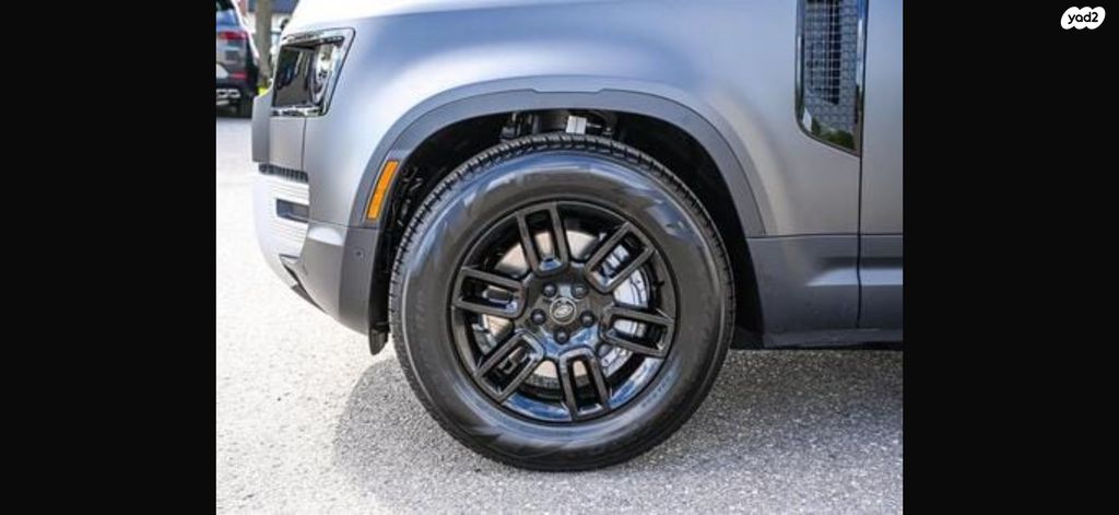 לנד רובר דיפנדר