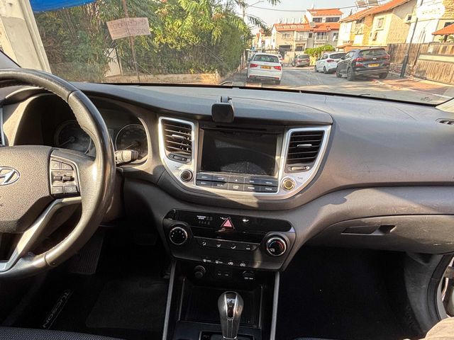 יונדאי טוסון