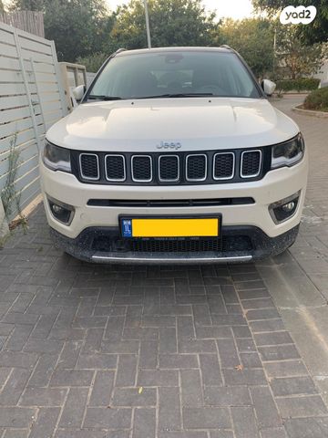 מודעת רכב ג'יפ קומפאס