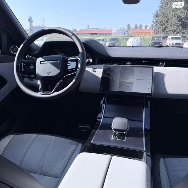 לנד רובר ריינג' רובר איווק