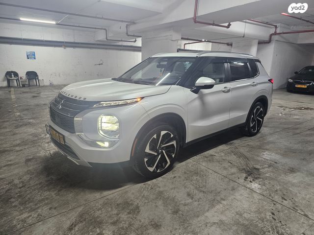 מיצובישי אאוטלנדר